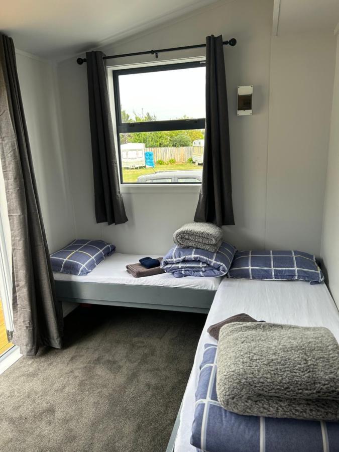 Leithfield Beach Holiday Park Exteriör bild